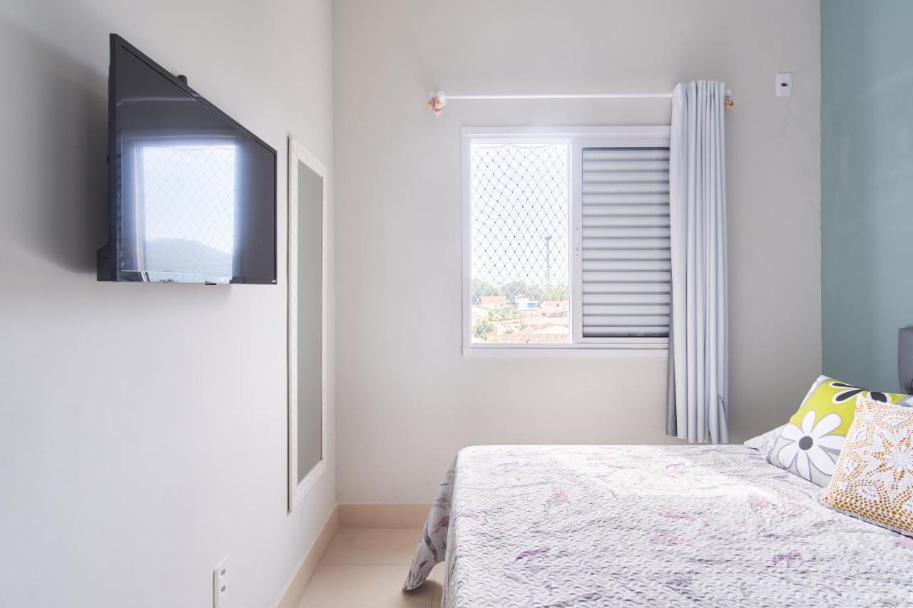 Dois Quartos, Sacada Com Churrasqueira, A 400 Mts Do Projeto Tamar E 800 Mts Do Aquario Ubatuba Ngoại thất bức ảnh